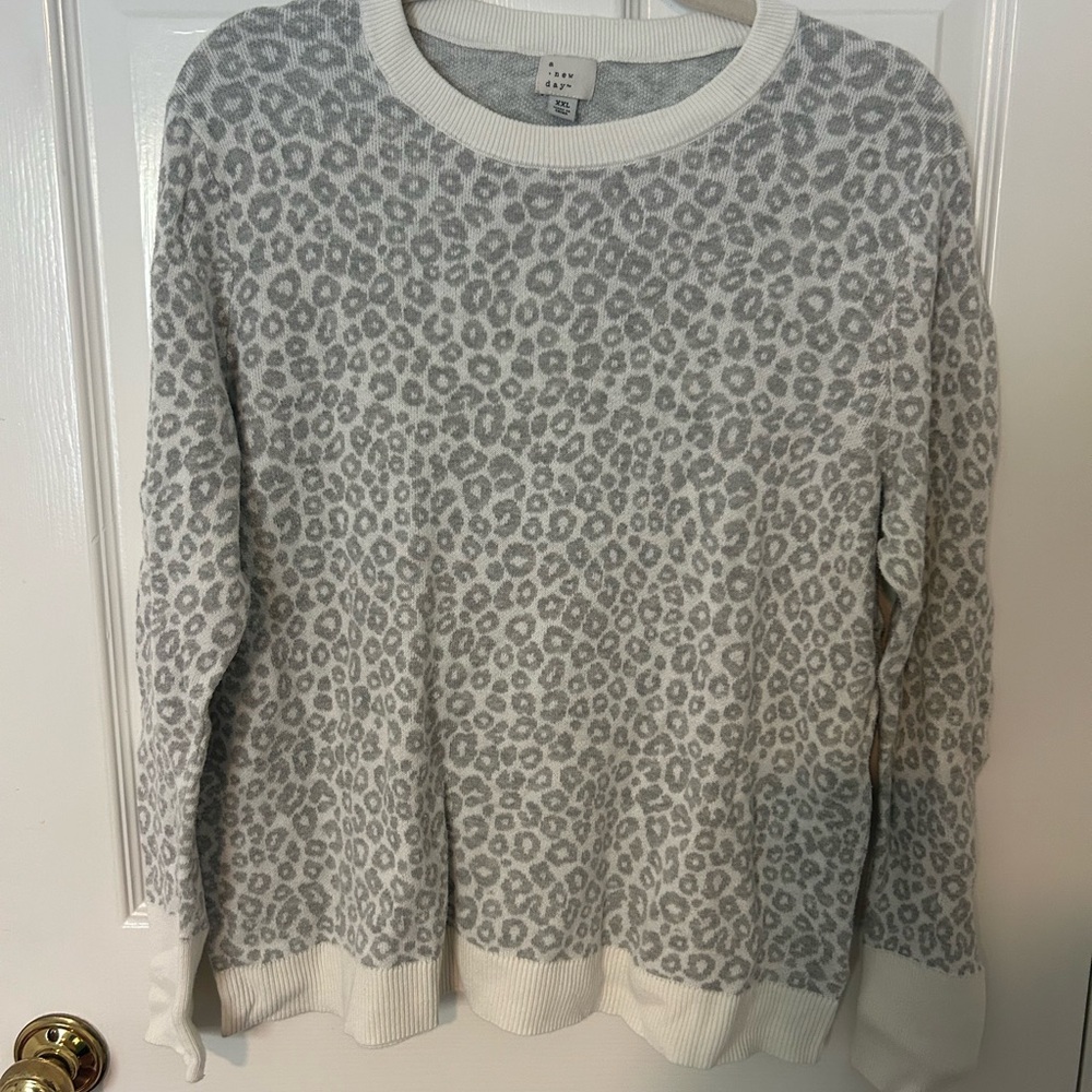 a new day Gray Leopard Print Crew Neck Sweater